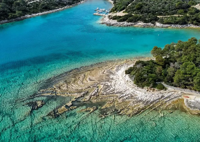 Artatore-2 By Interhome * Mali Lošinj