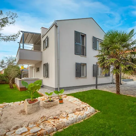 Artatore-2 By Interhome * Mali Lošinj