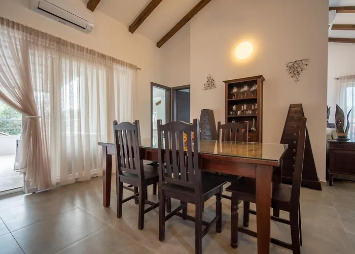 Appartamento Artatore-2 By Interhome