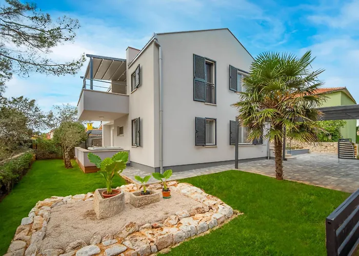 Artatore-2 By Interhome * Mali Lošinj